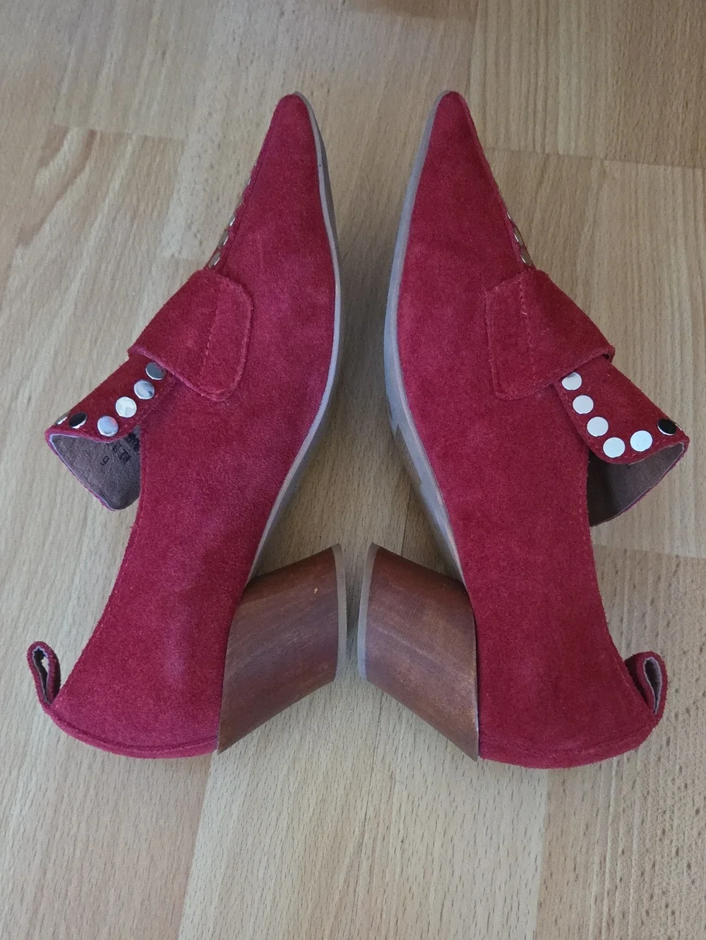 Jeffrey Campbell Cedar Red Suede Studded Square Toe Heel Loafer Size 6